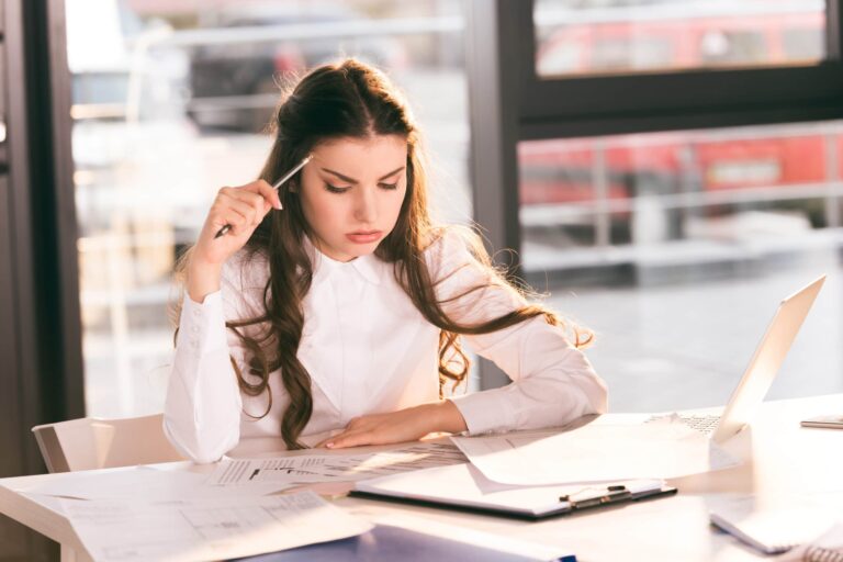 Impostor Syndrome – 7 Tips for Overcoming This Destructive Feeling